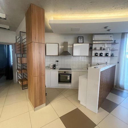 Leo Lux 1 Apartment Ni Екстериор снимка