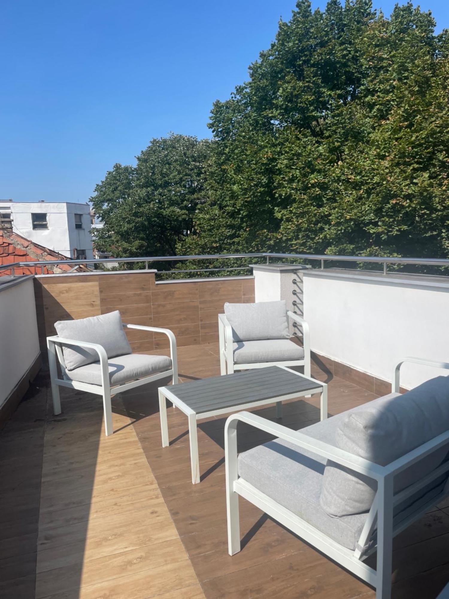 Leo Lux 1 Apartment Ni Екстериор снимка